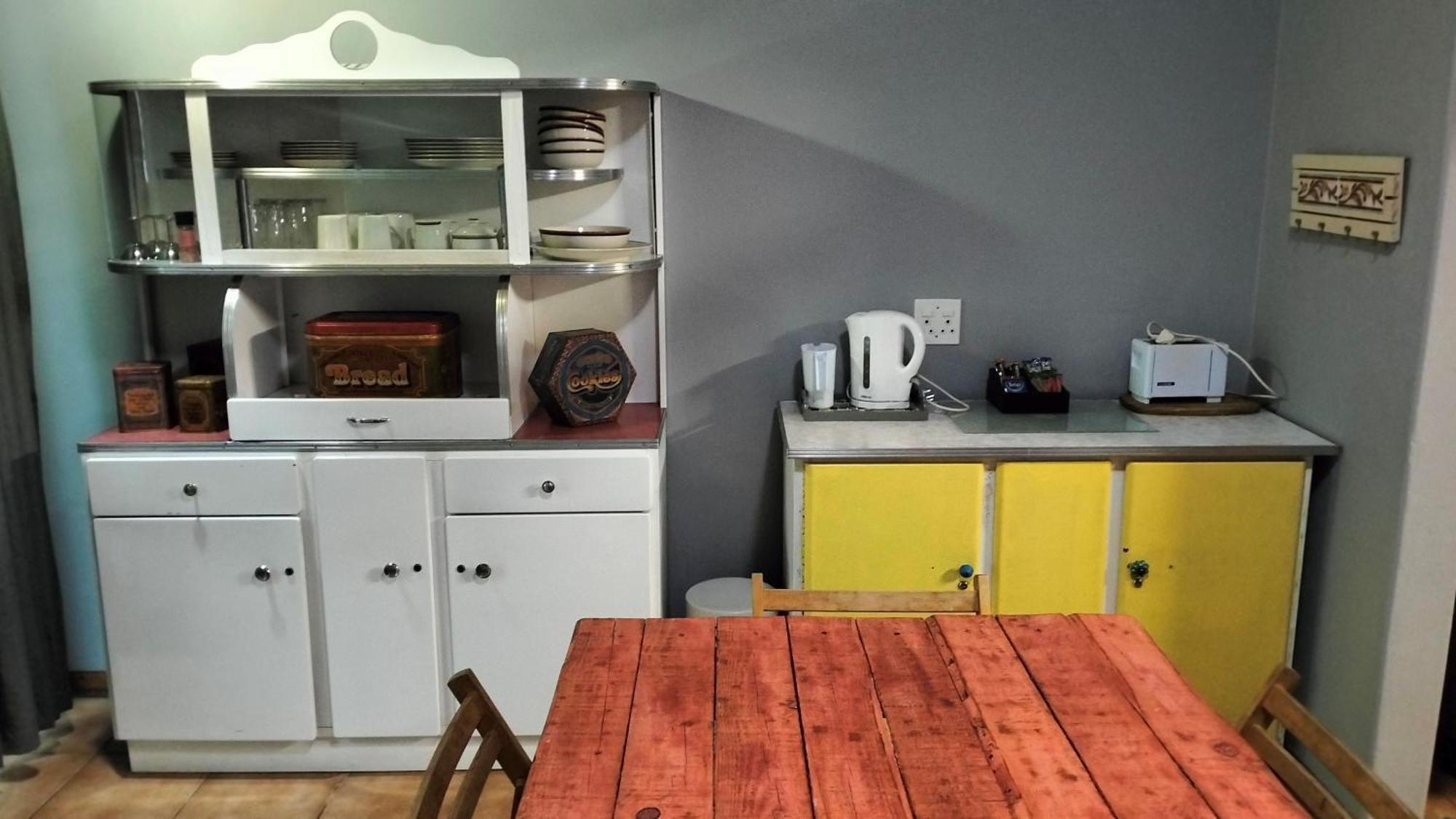 Anri Guesthouse Блумфонтейн Экстерьер фото