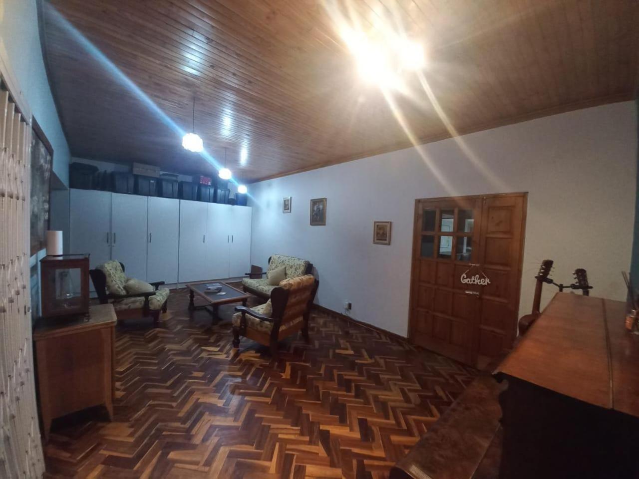 Anri Guesthouse Блумфонтейн Экстерьер фото
