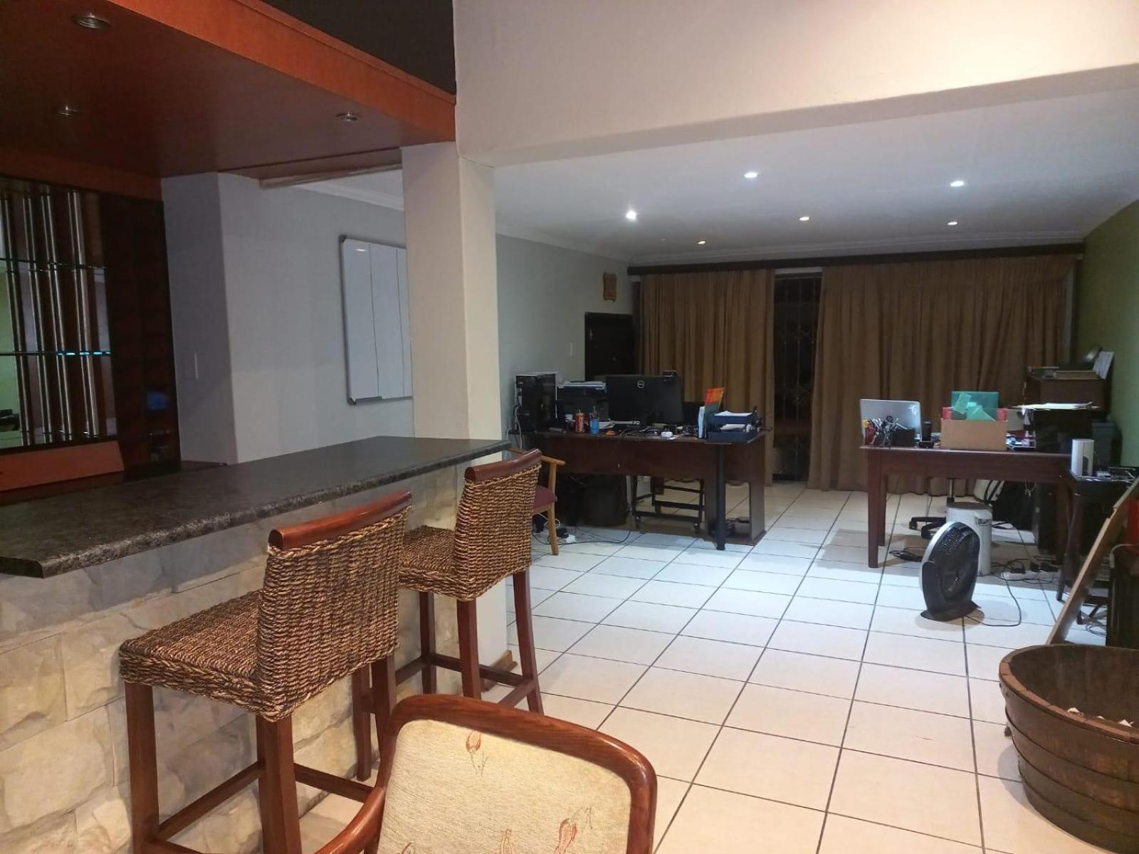 Anri Guesthouse Блумфонтейн Экстерьер фото